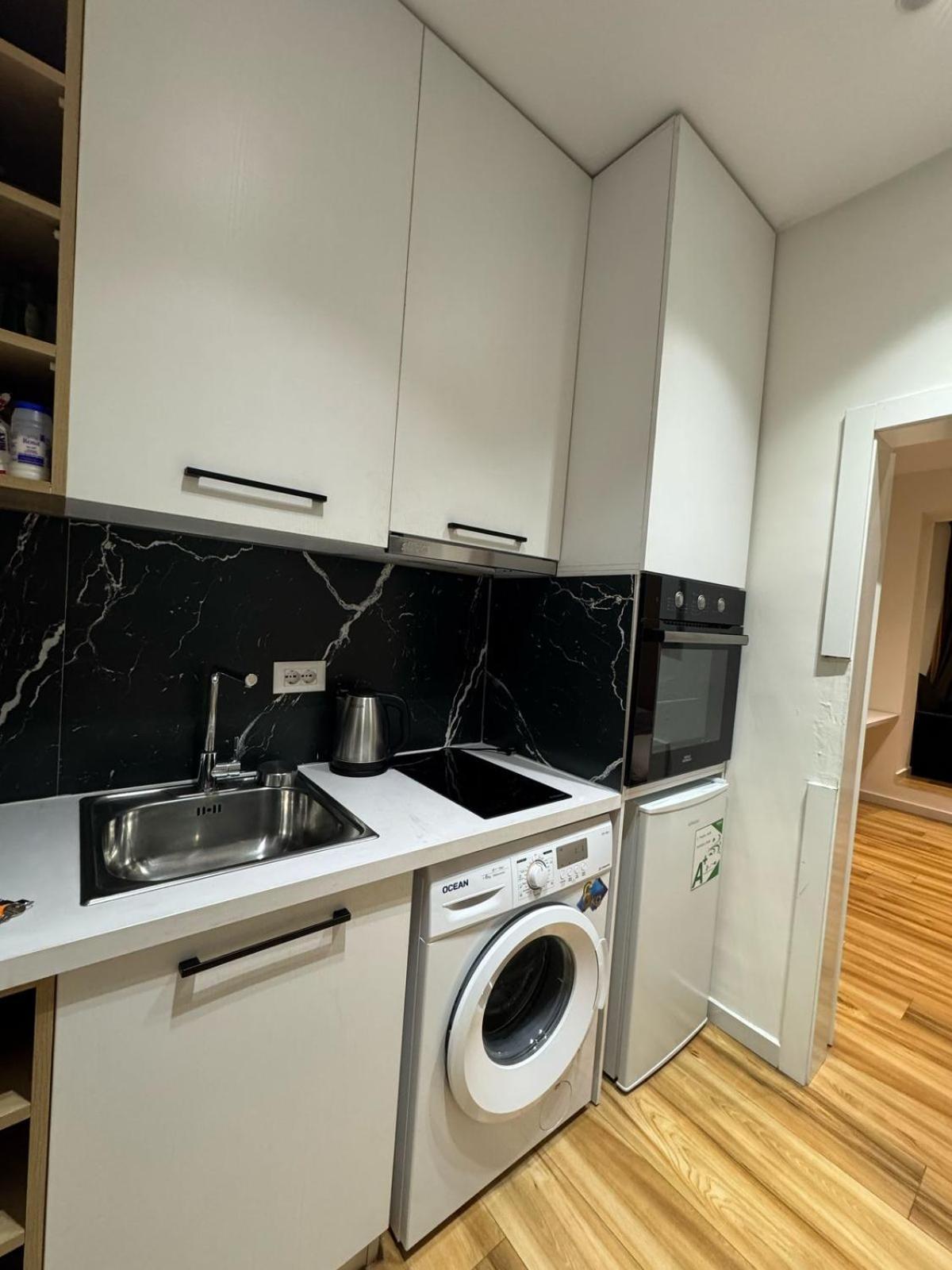Luxury Apartments Blloku 티라나 외부 사진